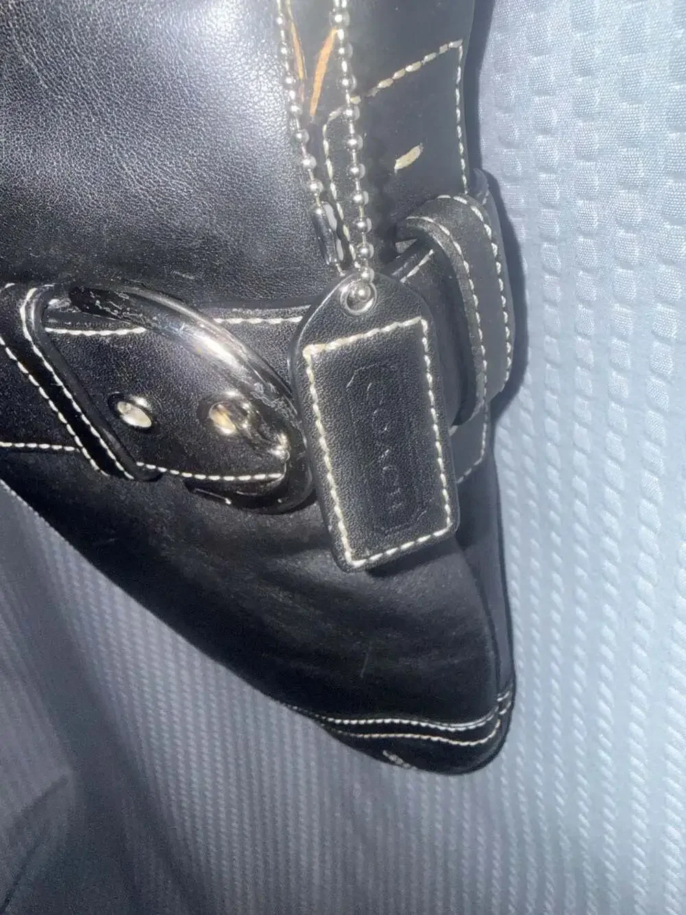 Vintage Coach Soho Black Leather Buckle Crossbody Bag with White Contrast Stitch - Picture 5 of 5